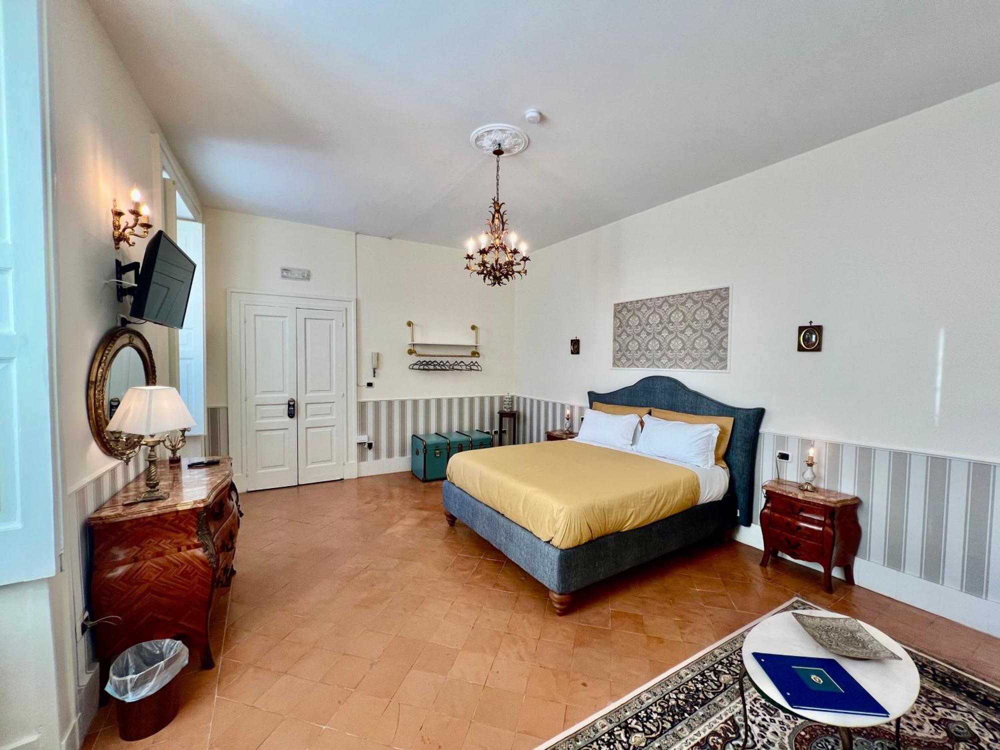 Casa Santangelo Suites Салерно Екстериор снимка