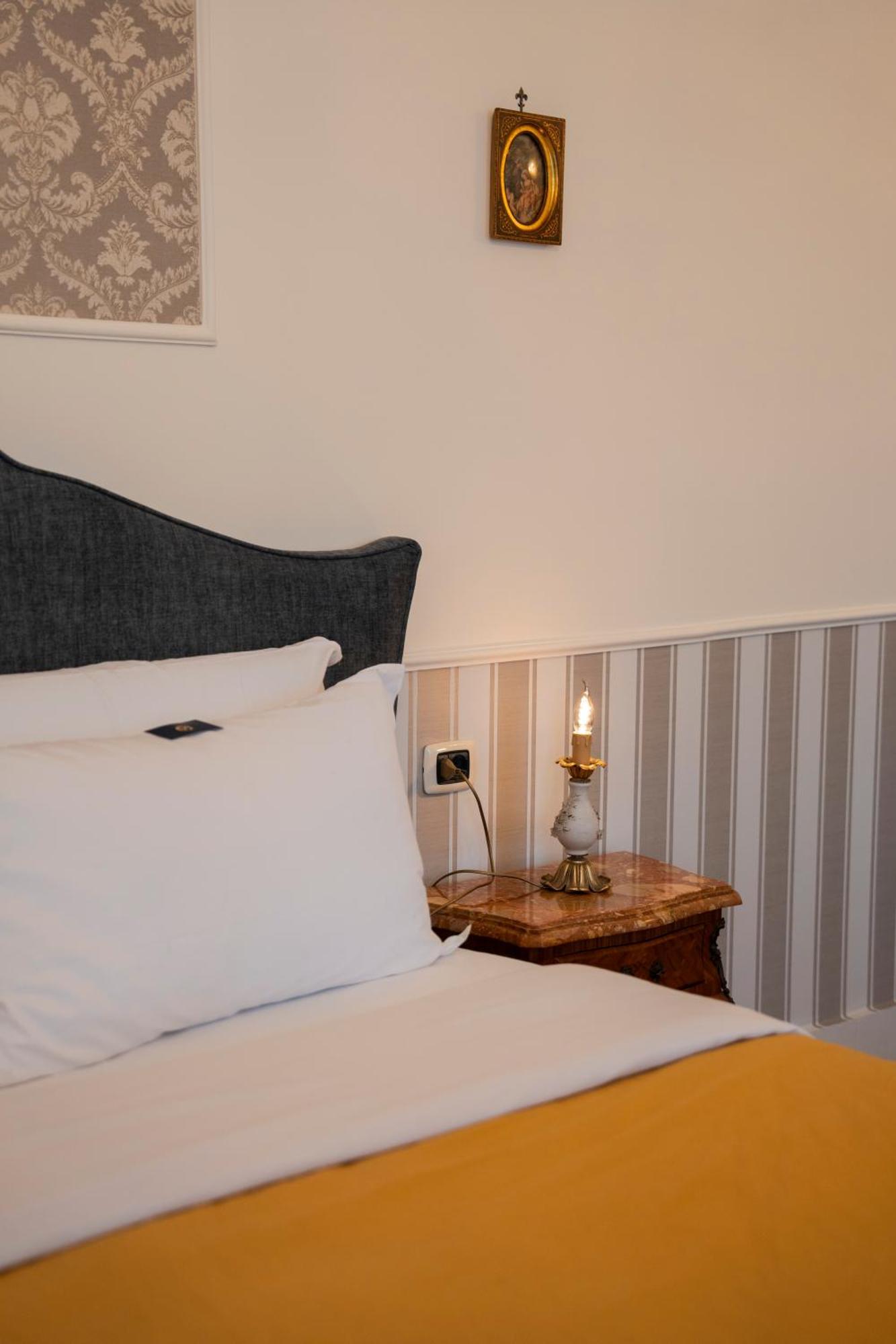 Casa Santangelo Suites Салерно Екстериор снимка